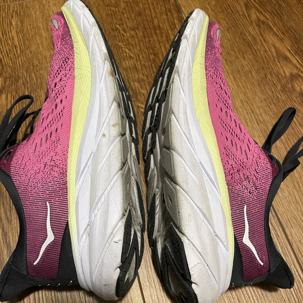 Women’s Hoka Clifton - Picture 4 of 5